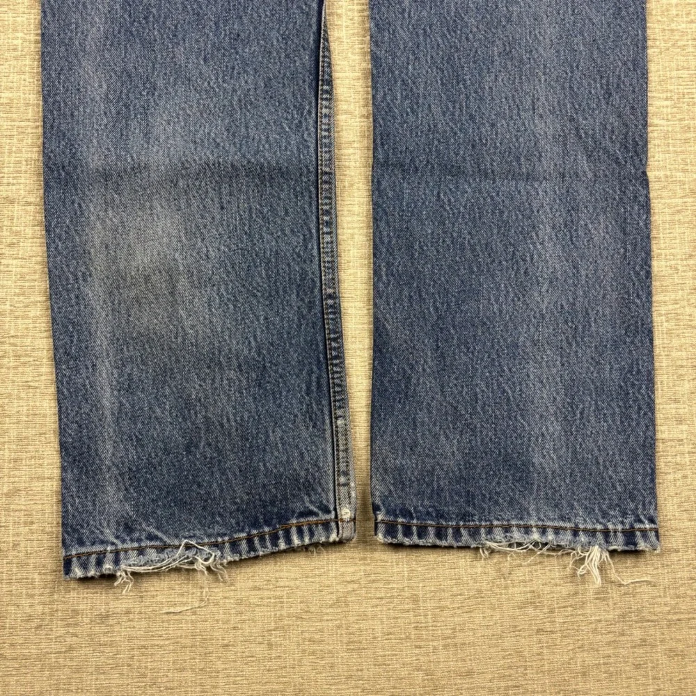 Levis 505 Mens 33x32 Jeans Medium Light Blue Distressed Washed Denim Frayed Hem